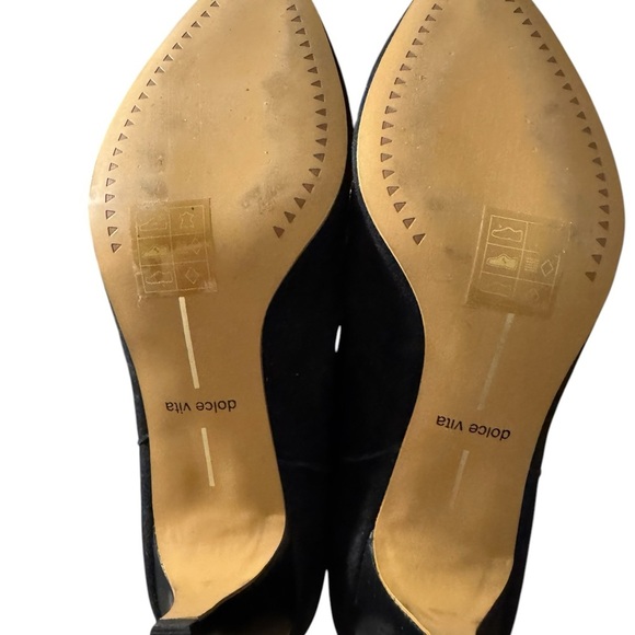 👢 Dolce Vita Dee Suede Kitten Heel Bootie in Black Size 6 👢 - Picture 5 of 6